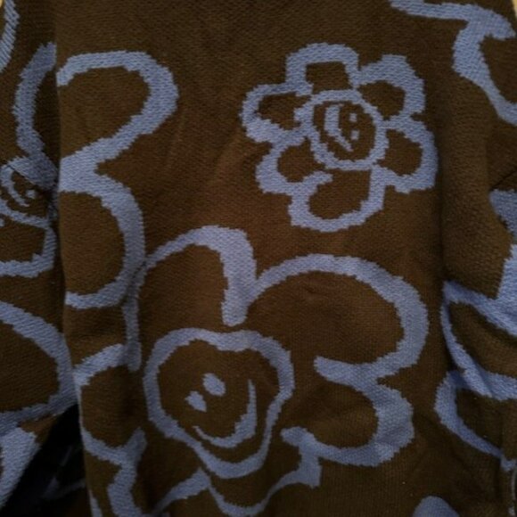 Retro Blue & Black floral & Smiley Face sweater - NWT - Picture 6 of 16